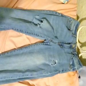 Size 2 woman's refuge ripped blue jeans
